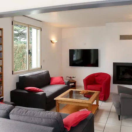 Le Cedre Bleu By Interhome Plérin